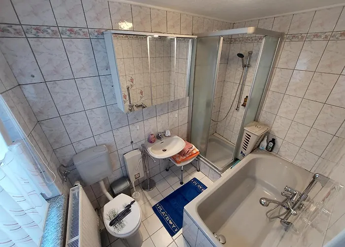 Doppelzimmer 1 Erdgeschoss Проживание в семье